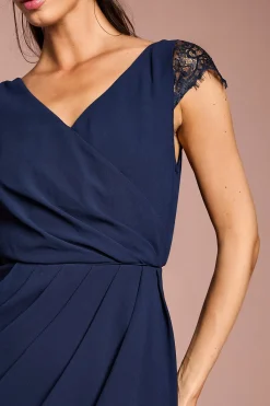 Coast Robe Longue de Demoiselle d'Honneur en Georgette avec Détails en Dentelle et Effet Portefeuille<Femme Robes Demoiselles D'Honneur|Satin Et Dentelle