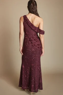 Robe Longue De Demoiselle D'honneur À Épaule Drapée En Mesh Dévoré