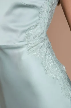 Coast Robe Longue De Demoiselle D'honneur En Dentelle Avec Dos Torsadé<Femme Robes Demoiselles D'Honneur|Satin Et Dentelle