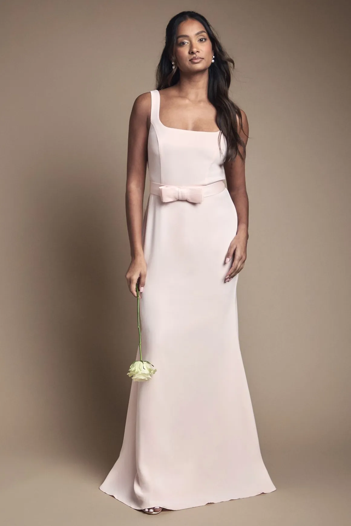 Robe Longue de Demoiselle d'Honneur en Crêpe avec Encolure Carrée et Détail Nœud
