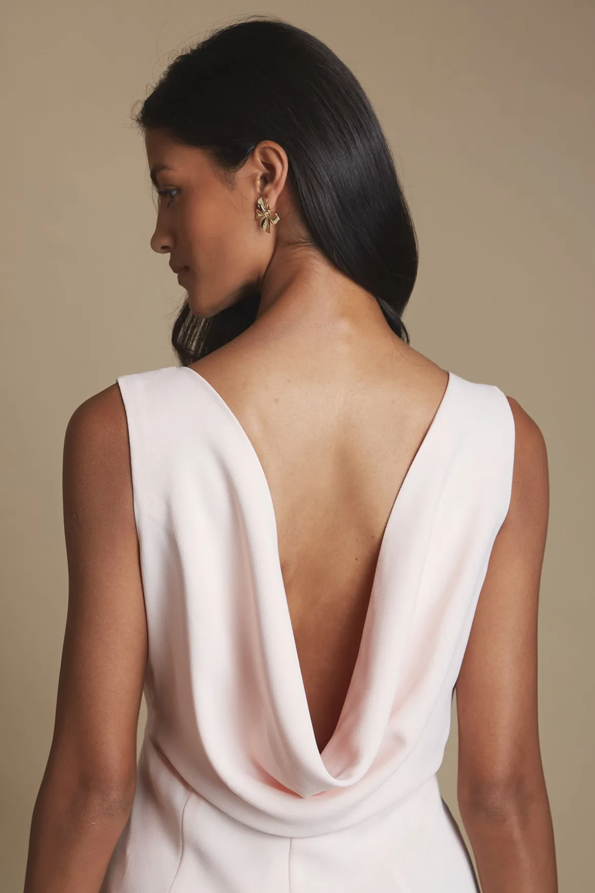 Robe Longue de Demoiselle d'Honneur Coast Honoured Petite Sans Manches à Dos Drapé