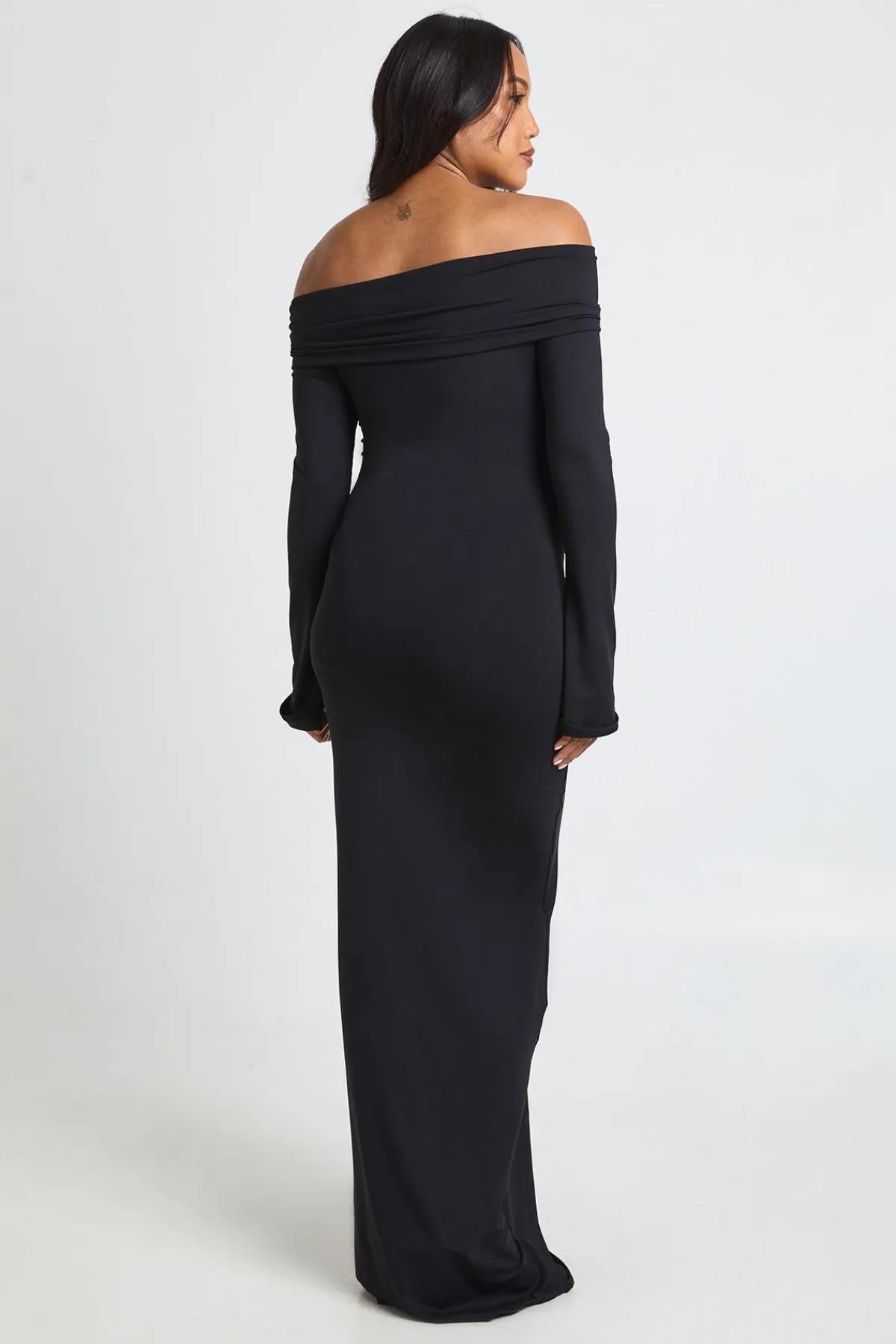 boohoo Robe Longue De Maternité À Épaules Dénudées Avec Manches Évasées Et Fronces<Femme Robes À Manches Longues|Robes