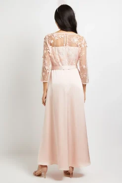 Robe Longue d'Occasion en Satin avec Superposition de Mesh