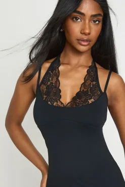 Robe Longue Dos Nu Avec Détail En Dentelle