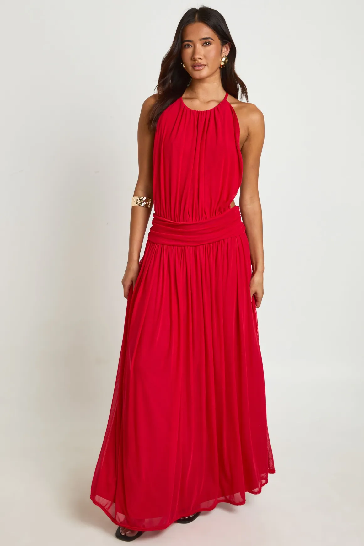 Robe Longue Dos Nu Col Montant Taille Basse Avec Encolure Licou