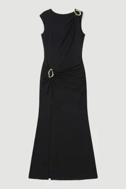 Robe Longue Drapée en Crêpe avec Détails Froncés et Finitions