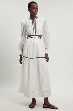Robe Longue À Détails Cloutés