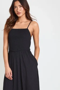 Robe Longue À Encolure Carrée Avec Corsage Froncé Et Texture