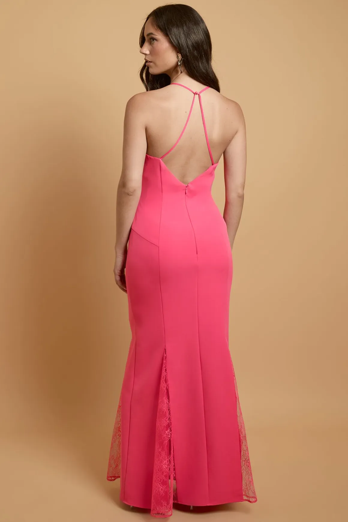 Robe Longue En Crêpe Avec Godets En Dentelle