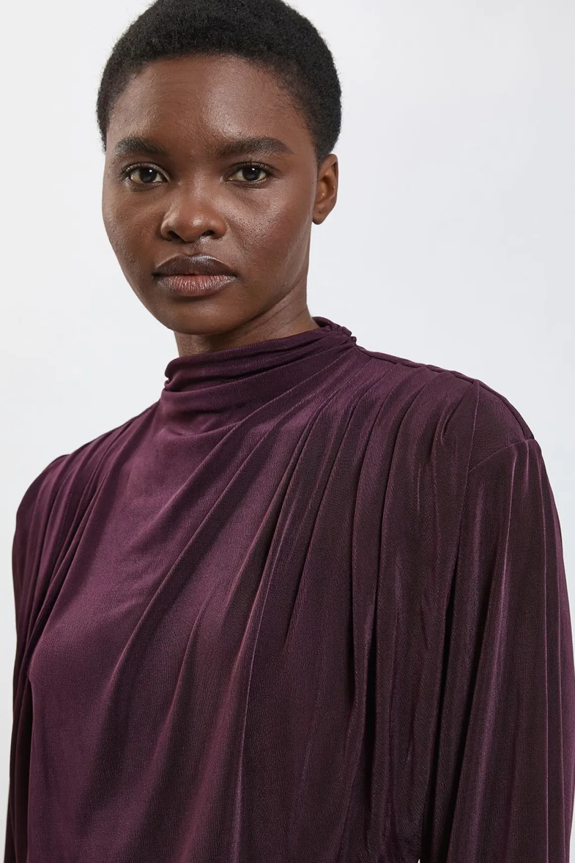 Robe Longue En Crêpe Fluide À Détails Froncés
