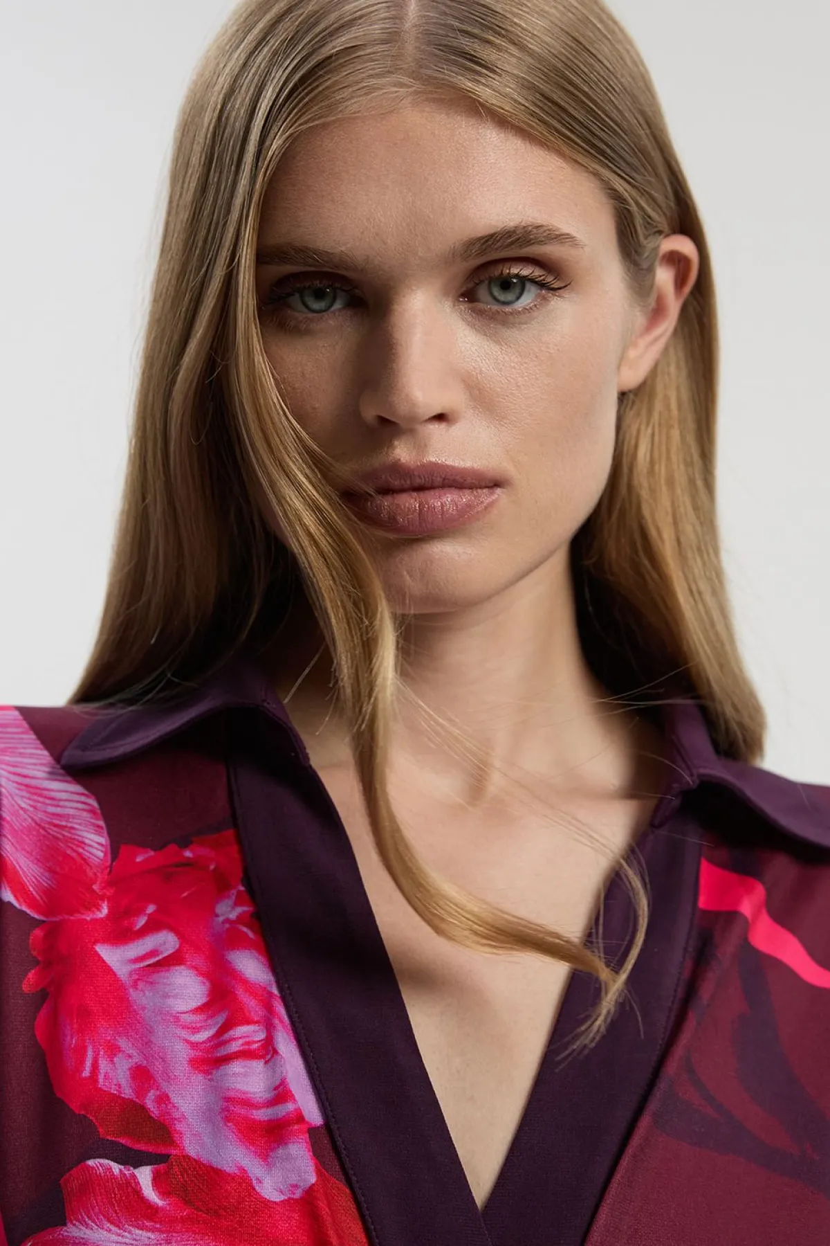 KarenMillen Robe Longue en Crêpe à Imprimé Floral avec Ceinture Nouée<Femme Robes À Manches Longues|Robes