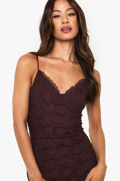 boohoo Robe Longue En Dentelle À Bretelles Pour Femmes Grandes Tailles<Femme Looks Chocolat|Robes Moulantes