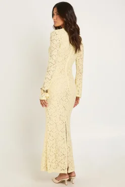 Robe Longue En Dentelle Cordelée À Manches Évasées