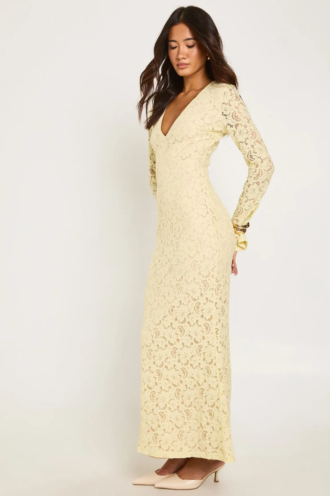Robe Longue En Dentelle Cordelée À Manches Évasées