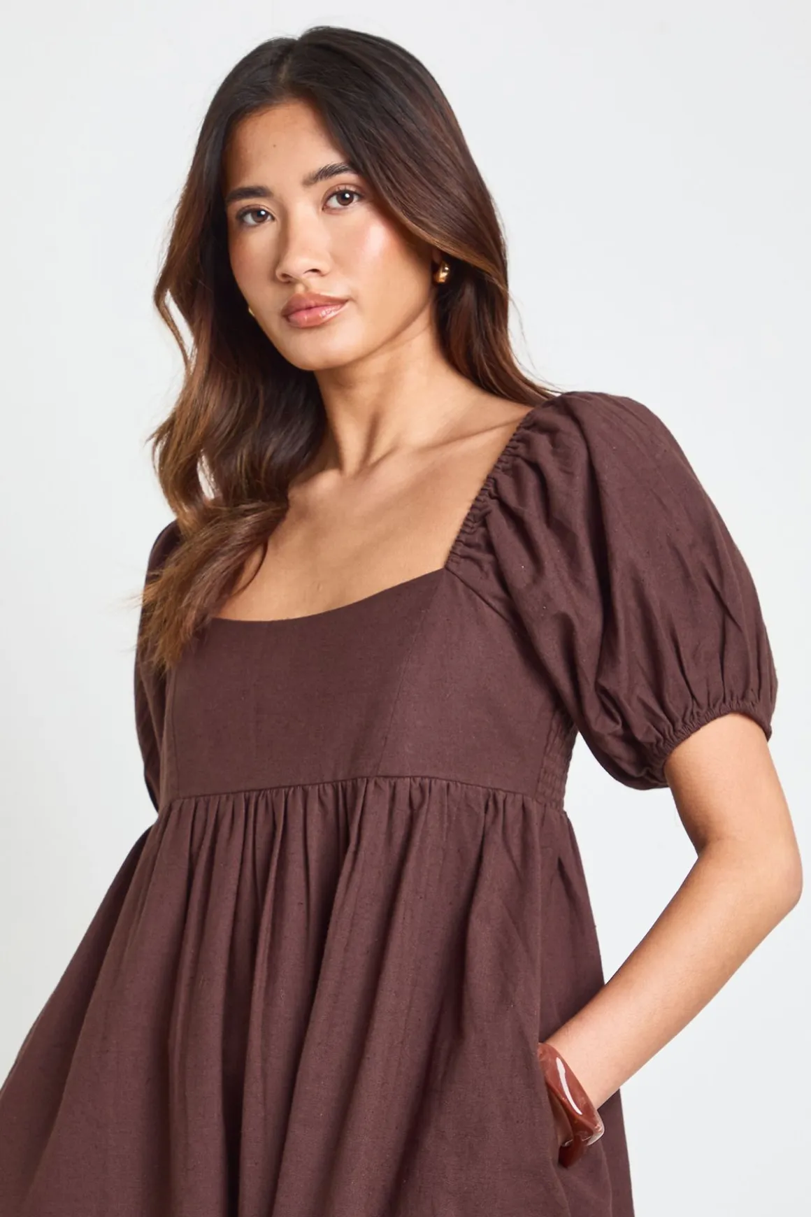 Robe Longue En Lin À Manches Bouffantes Et Fronces
