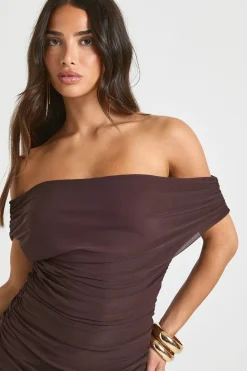 Robe Longue En Maille À Épaules Dénudées