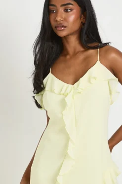 Robe Longue En Mousseline Avec Détail De Volants