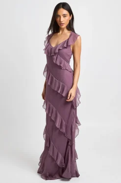 boohoo Robe Longue En Mousseline Avec Détail De Volants<Femme Toutes Les Robes|Robes Longues