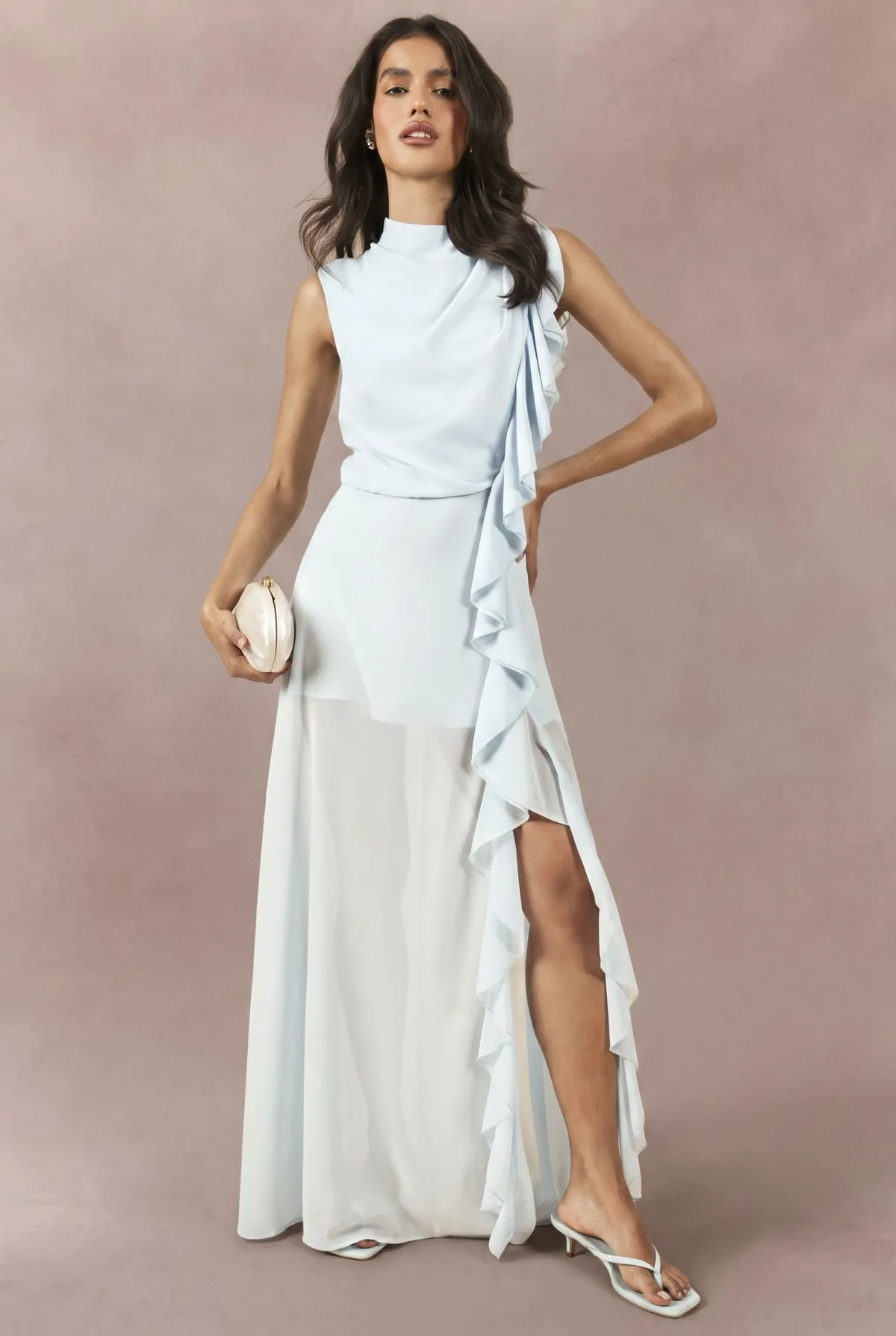 boohoo Robe Longue En Mousseline À Col Montant Avec Détail De Volants<Femme Robes Bal De Promo|Robes