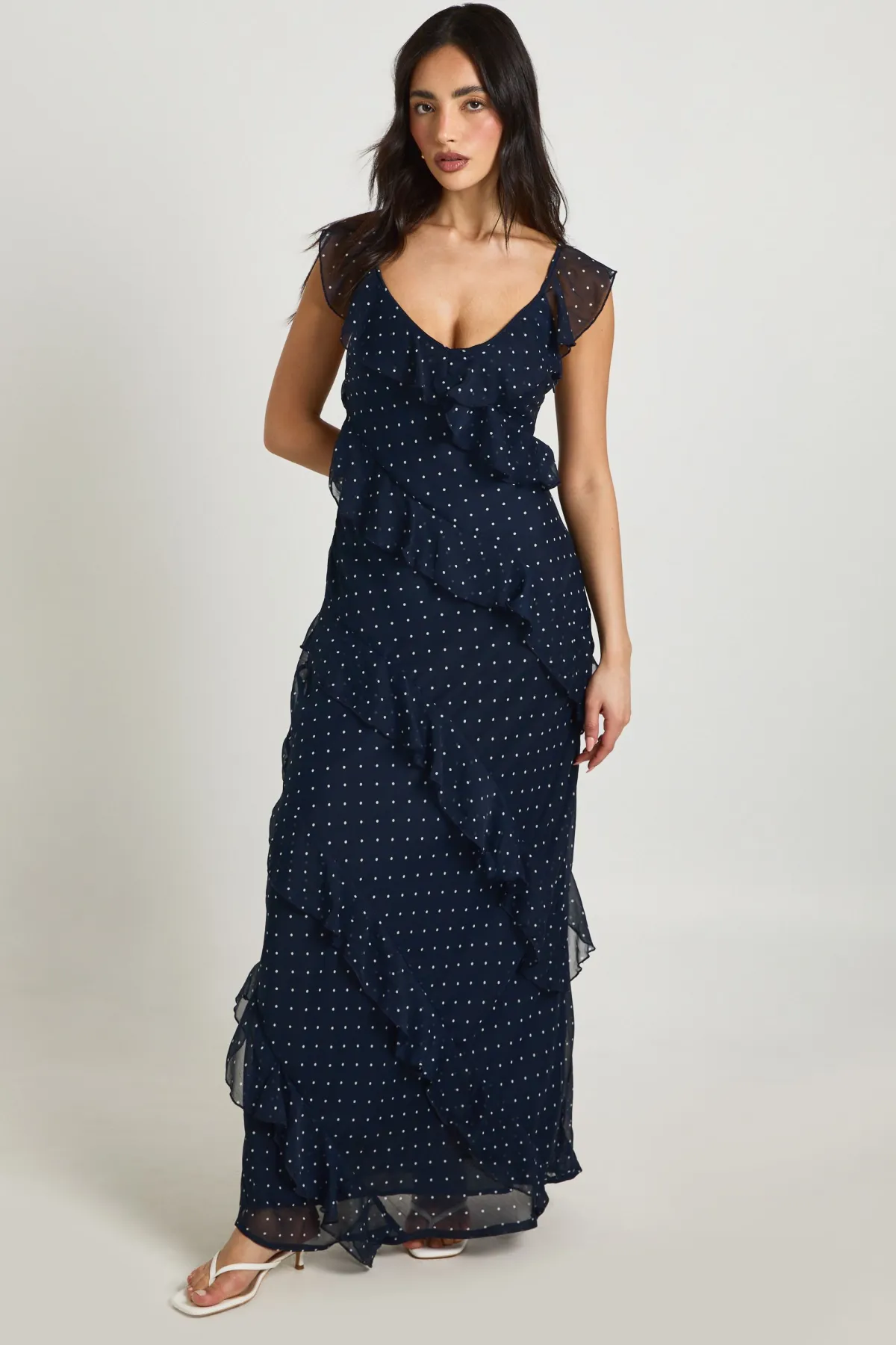 boohoo Robe Longue En Mousseline À Pois Avec Volants Et Bretelles<Femme Pois|Robes
