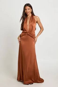 boohoo Robe Longue En Satin Décolleté Plongeant Dos Nu<Femme Satin Et Dentelle|Robes