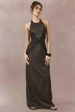 boohoo Robe Longue En Satin Et Dentelle Avec Panneaux Galbants<Femme Satin Et Dentelle|Robes