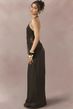 boohoo Robe Longue En Satin Et Dentelle Avec Panneaux Galbants<Femme Satin Et Dentelle|Robes