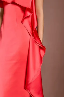 Robe Longue En Satin À Une Épaule Effet Cascade