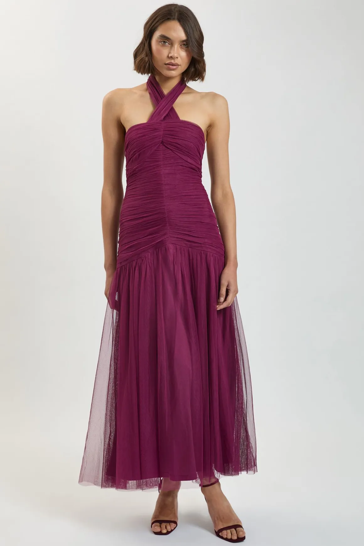 Robe Longue En Tulle À Encolure Américaine