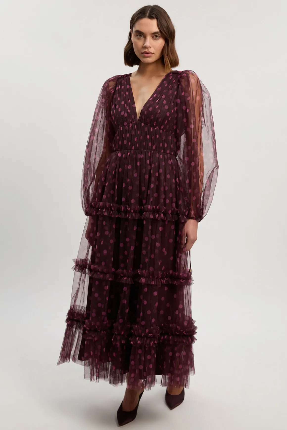Robe Longue en Tulle à Pois avec Décolleté Plongeant et Manches Bouffantes