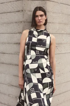 Robe Longue En Viscose Satinée Imprimée Avec Encolure Drapée