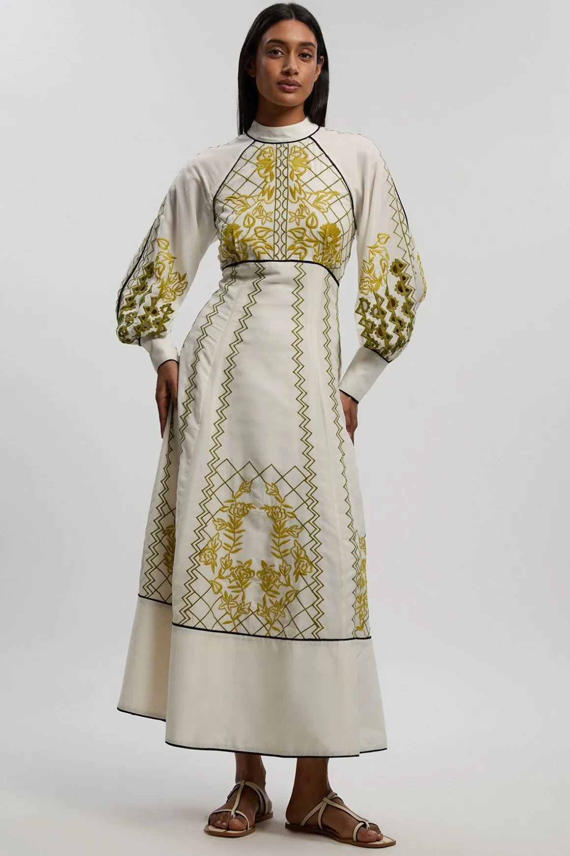 Robe Longue En Voile Tissé À Manches Ballon Et Broderie Ajourée