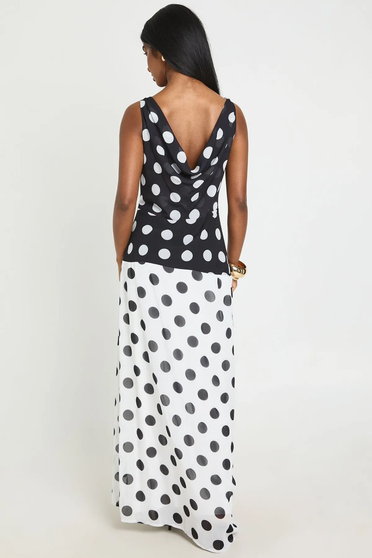 boohoo Robe Longue Fendue À Dos Bénitier Et Imprimé Pois Bicolore<Femme Pois|Robes