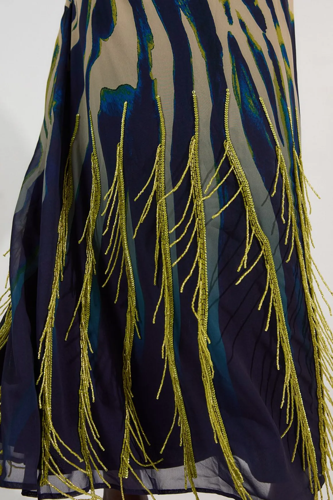 Robe Longue Fluide À Bretelles En Georgette Tissée Ornée D'imprimé Animal