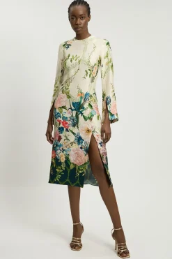 Robe Longue Fluide En Crêpe Satiné De Viscose À Imprimé Fleuri