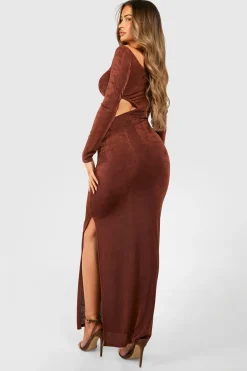 Robe longue froncée à col bateau