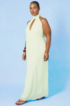 Robe Longue Grande Taille En Mousseline À Encolure Américaine Plongeante