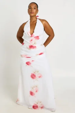 boohoo Robe Longue Grande Taille En Mousseline À Col Licou Et Détails Froncés<Femme Toutes Les Robes|Robes
