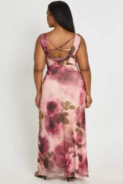 Robe Longue Grande Taille En Maille À Imprimé Floral Estompé Avec Col Bénitier