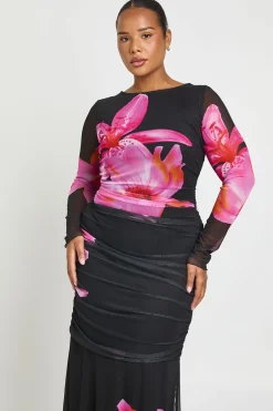 boohoo Robe Longue Grande Taille En Mesh À Fleurs Froncée Avec Manches Longues<Femme Robes À Manches Longues|Robes
