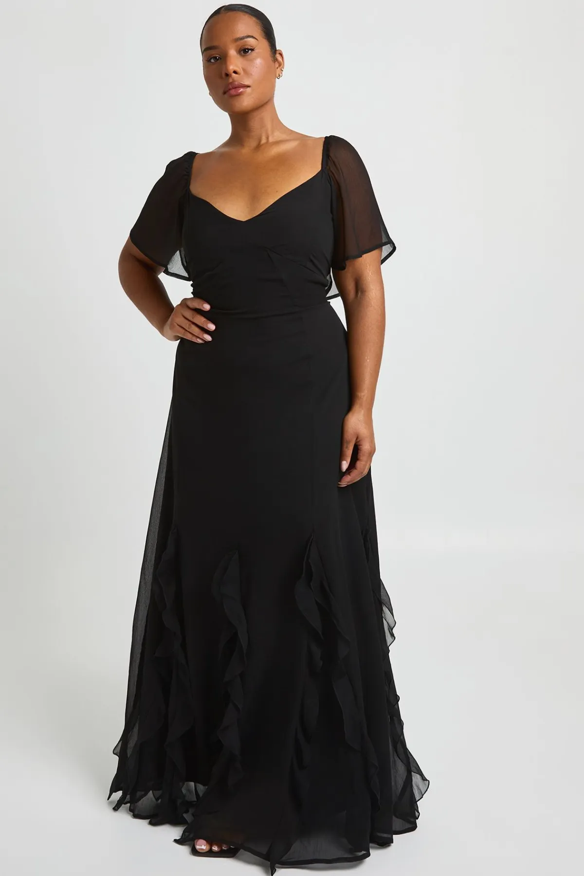 boohoo Robe Longue Grande Taille En Mousseline À Manches Bouffantes Et Volants<Femme Toutes Les Robes|Robes Longues