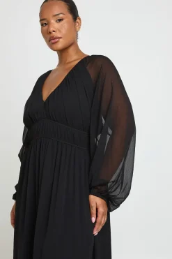 boohoo Robe Longue Grande Taille En Mousseline À Manches Bouffantes Froncées<Femme Robes Patineuses|Robes À Manches Longues