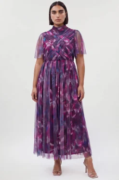 Robe Longue Grande Taille En Tulle À Détails Croisés Et Imprimé Floral Estompé