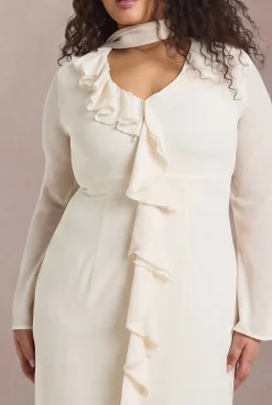 boohoo Robe Longue Grande Taille À Volant Frontal Et Détail Foulard<Femme Robes Moulantes|Robes À Manches Longues