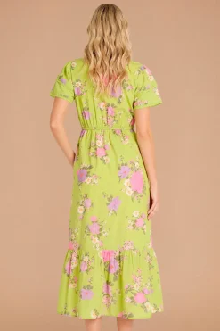 Robe Longue À Imprimé Floral Vert Avec Cache-cœur, Détails En Dentelle Et Volants Étagés