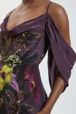 Robe Longue À Imprimé Orchidée Placé Et Épaules Dénudées