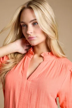 Robe Longue À Manches Courtes Avec Détail Col