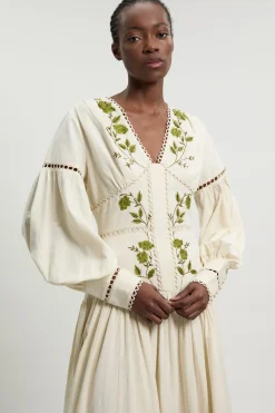 Robe Longue Maxi En Sergé De Coton Tissé Brodé De Roses À Manches Longues