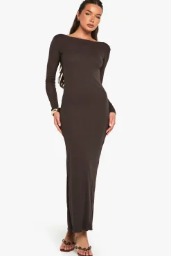 Robe Longue Maxi À Manches Longues Avec Détail Drapé Au Dos Petite