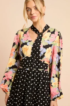 Robe Longue Maxi À Manches Longues Avec Détail De Lien Et Imprimés Mixtes